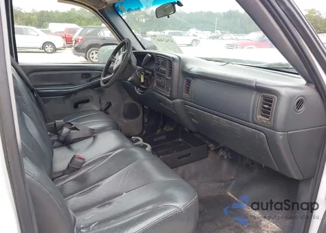 2001 Chevrolet Silverado 1500 из США, поврежденный, VIN 1GCEC14W11Z111266